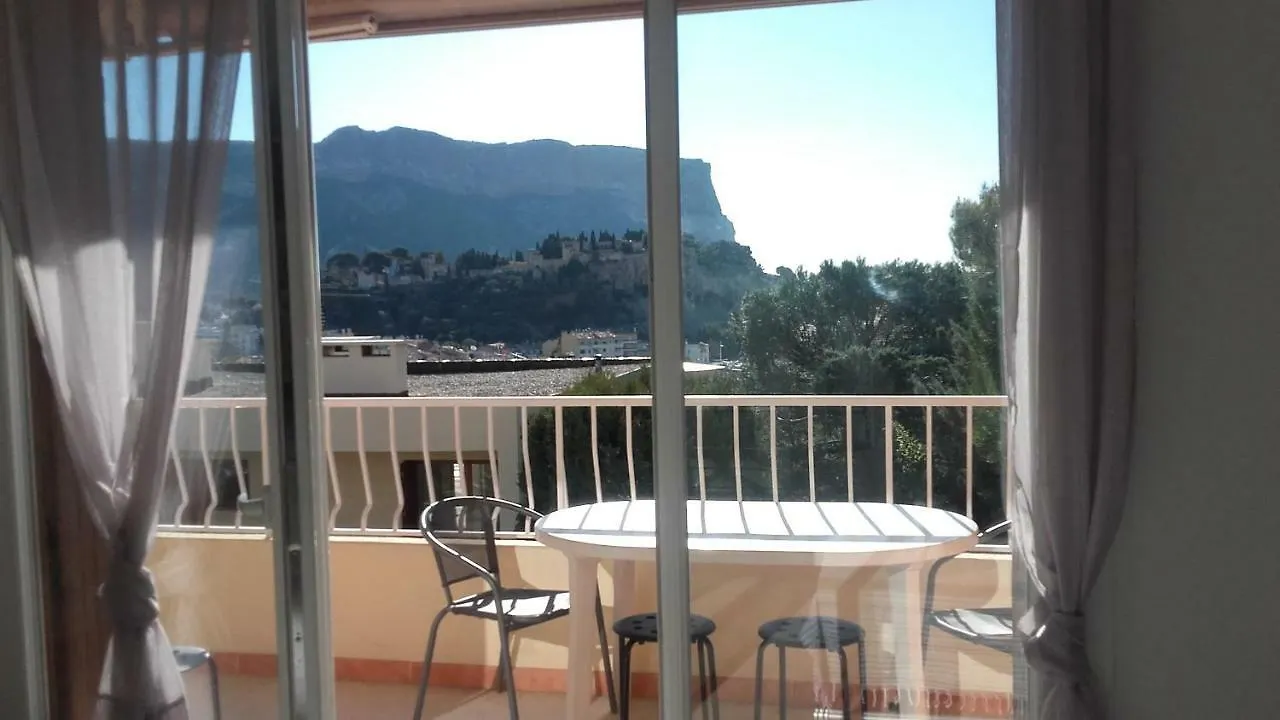 Cassis Centre- Entre Falaise Et Port Apartment
